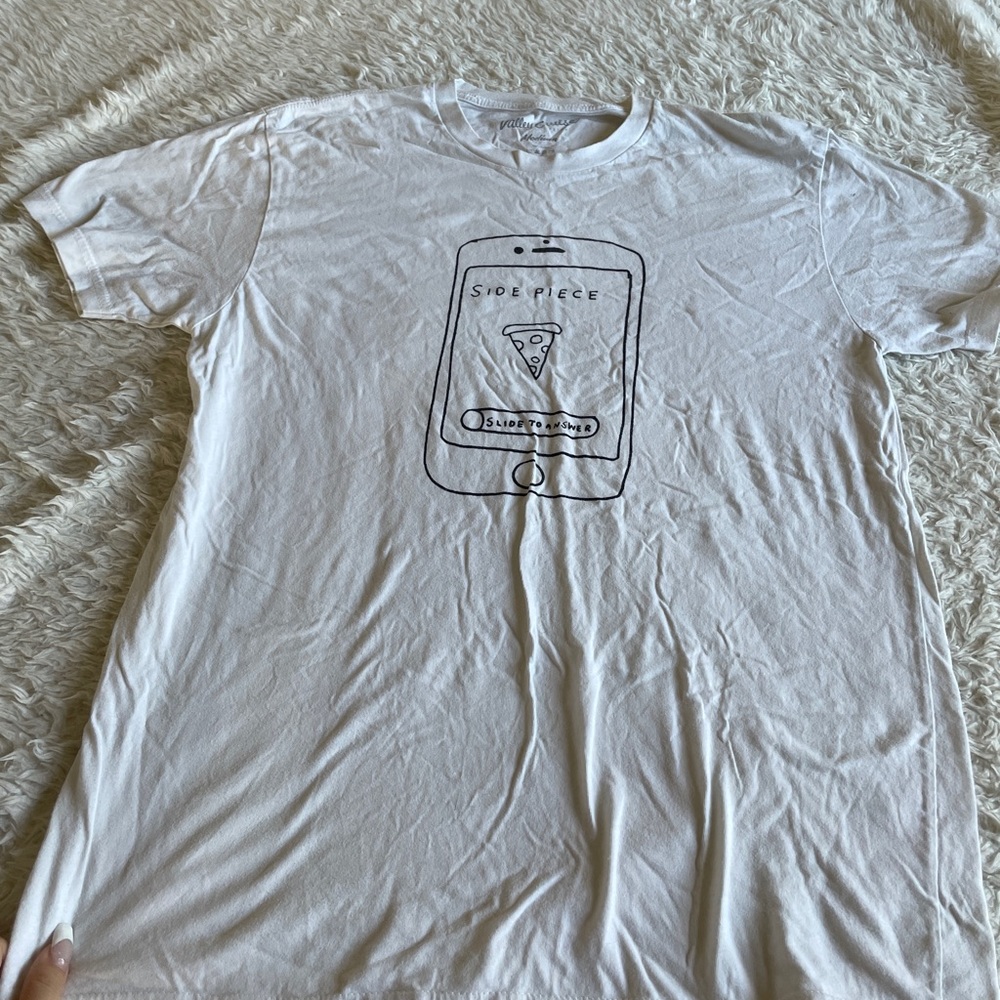 Side piece t shirt